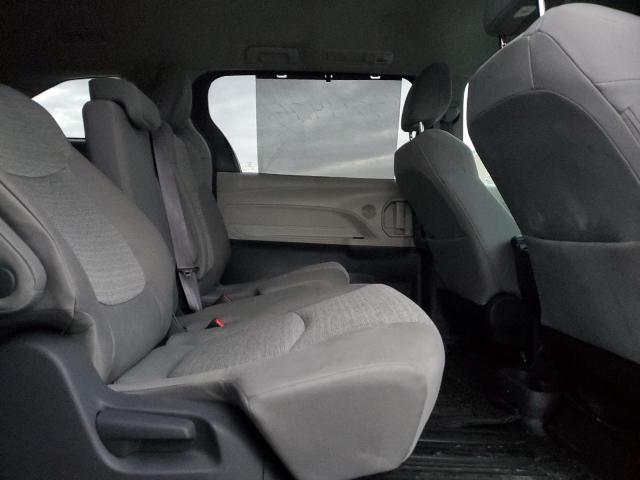 Photo 11 from auction – 2021 TOYOTA SIENNA with VIN 5TDKRKEC2MS046638