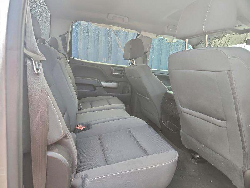 Photo 10 from auction – 2018 CHEVROLET SILVERADO with VIN 3GCUKREC8JG184622