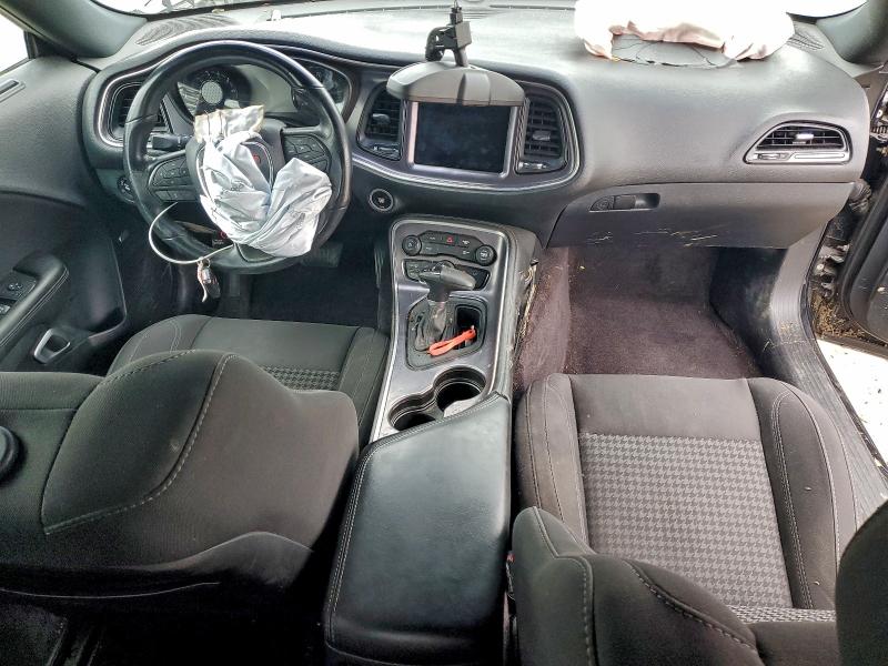 Photo 8 from auction – 2018 DODGE CHALLENGER with VIN 2C3CDZAG8JH131860