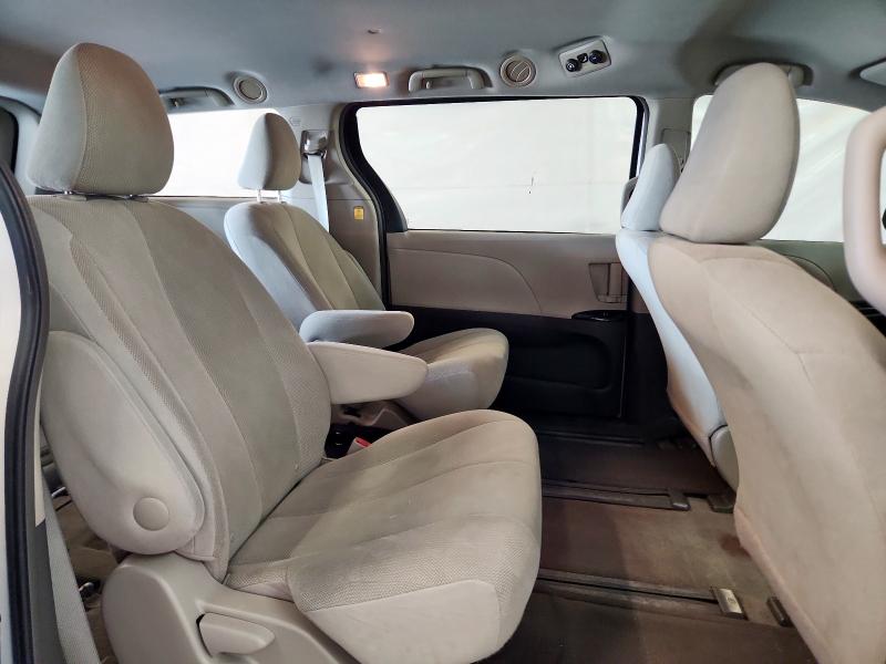 Photo 11 from auction – 2013 TOYOTA SIENNA with VIN 5TDZK3DC8DS356688
