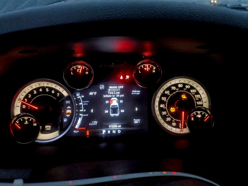 Photo 9 from auction – 2018 RAM 1500 with VIN 1C6RR7LT5JS321816