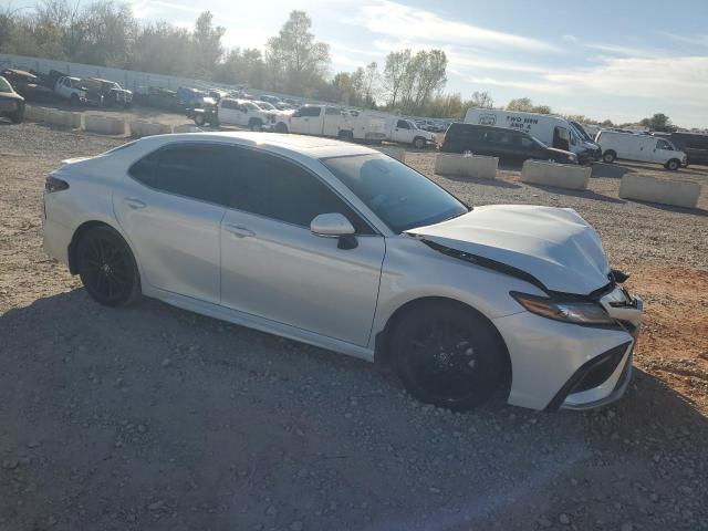Photo 4 from auction – 2023 TOYOTA CAMRY with VIN 4T1K31AK0PU611845