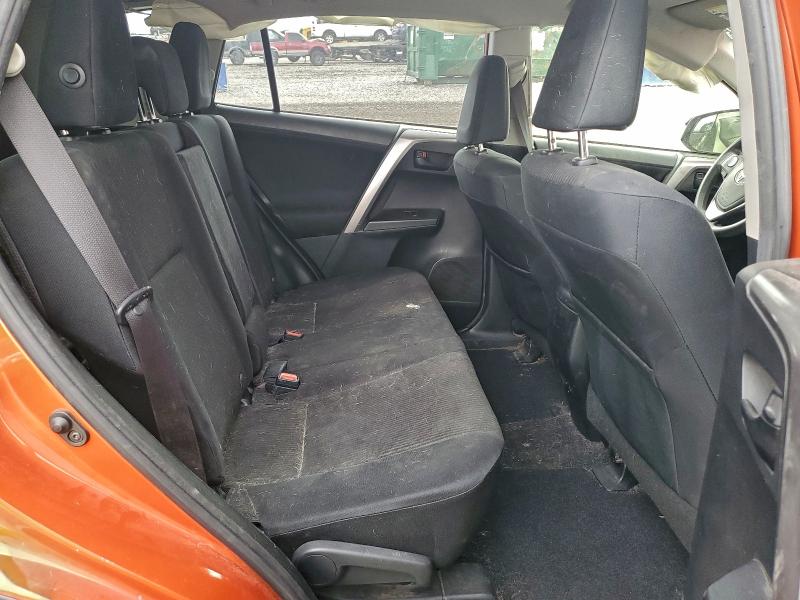 Photo 11 from auction – 2016 TOYOTA RAV4 LE with VIN JTMBFREV2GD194372