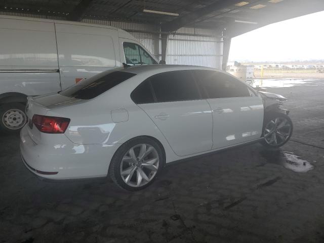 Photo 3 from auction – 2017 VOLKSWAGEN JETTA with VIN 3VW5T7AJ1HM323041