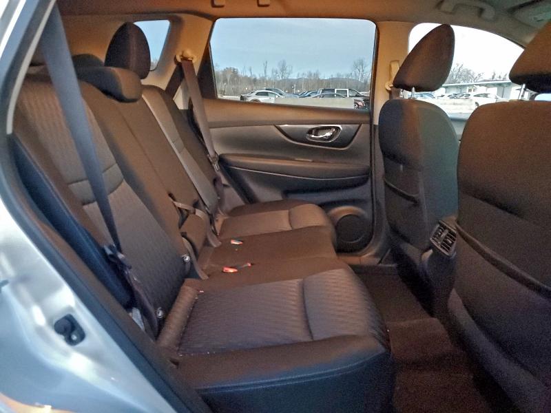 Photo 11 from auction – 2017 NISSAN ROGUE S with VIN KNMAT2MV5HP512062