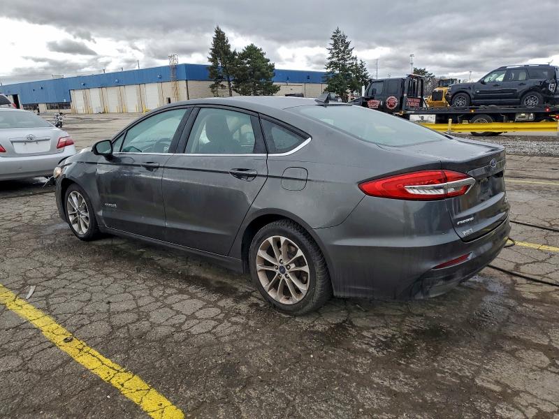 Photo 2 from auction – 2019 FORD FUSION SE with VIN 3FA6P0LU7KR103025
