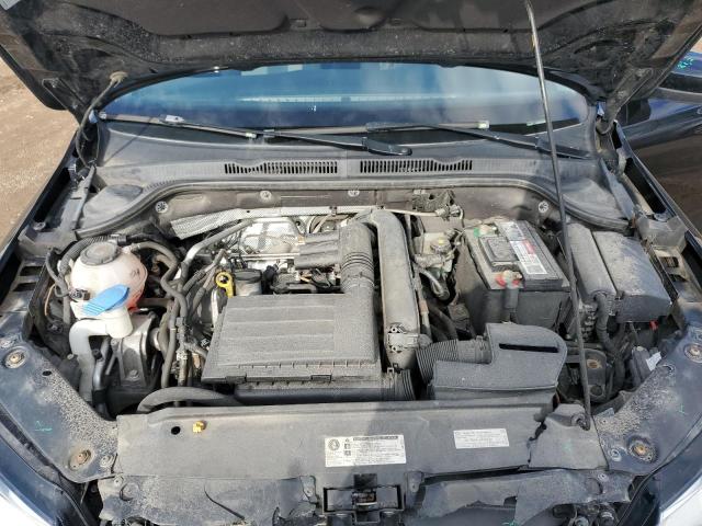 Photo 11 from auction – 2018 VOLKSWAGEN JETTA S with VIN 3VW2B7AJ2JM222909