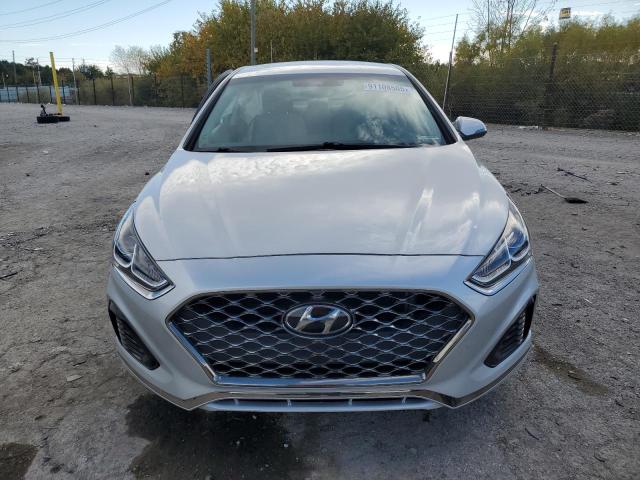 Photo 5 from auction – 2019 HYUNDAI SONATA LIM with VIN 5NPE34AF5KH780672