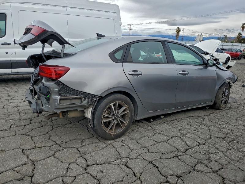 Photo 3 from auction – 2022 KIA FORTE FE with VIN 3KPF24AD2NE492431