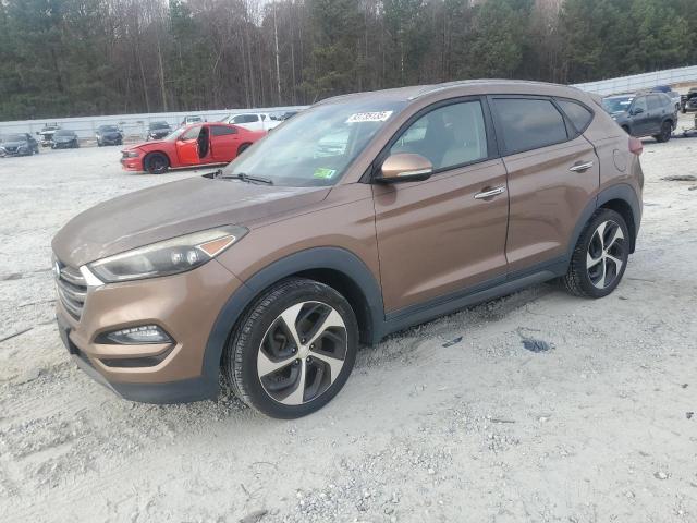 HYUNDAI TUCSON LIM 2016 with VIN KM8J33A26GU203440 - Photo from auction