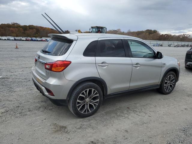 Photo 3 from auction – 2018 MITSUBISHI OUTLANDER with VIN JA4AR3AW0JZ018746