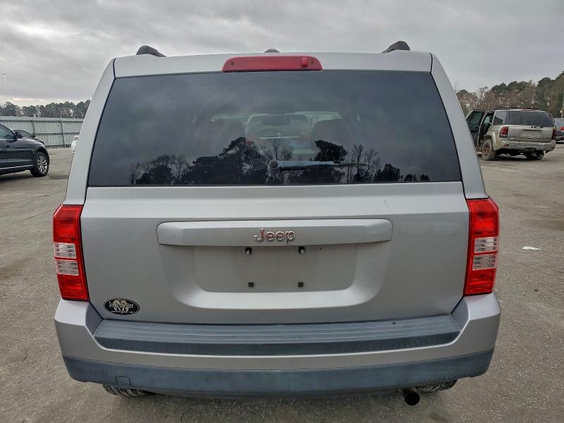 Photo 6 from auction – 2016 JEEP PATRIOT SP with VIN 1C4NJPBB6GD699311