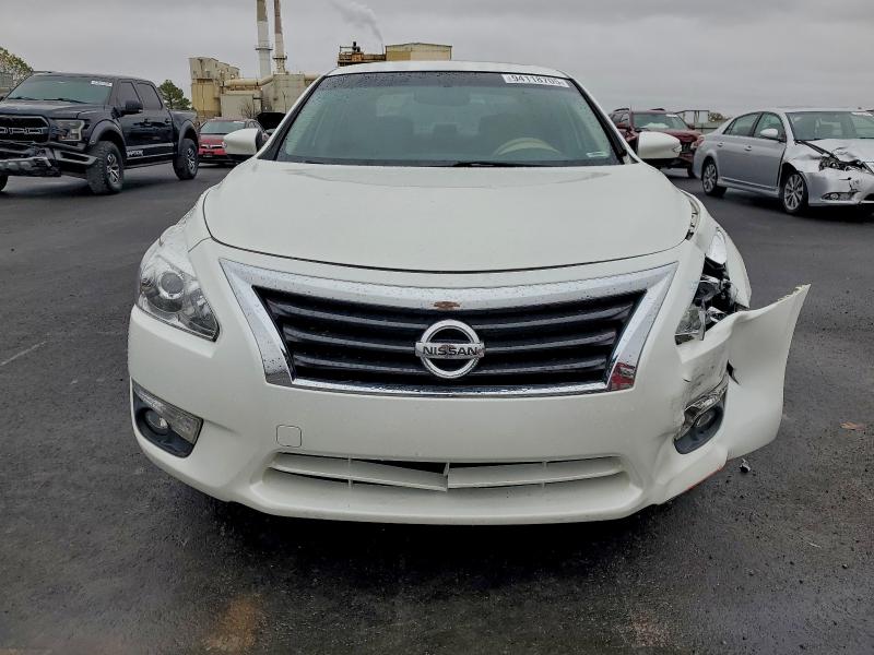 Photo 5 from auction – 2013 NISSAN ALTIMA 2.5 with VIN 1N4AL3AP1DN535653
