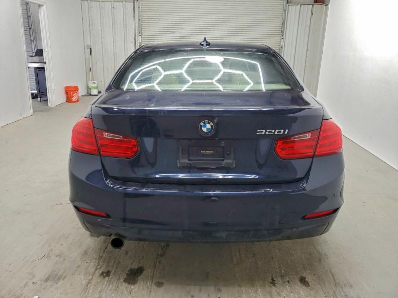 Photo 6 from auction – 2014 BMW 320 I with VIN WBA3B1C56EP680177