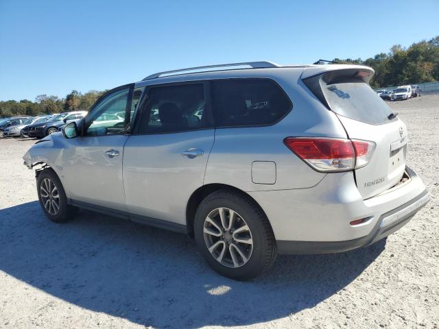 Photo 2 from auction – 2016 NISSAN PATHFINDER with VIN 5N1AR2MN2GC630005