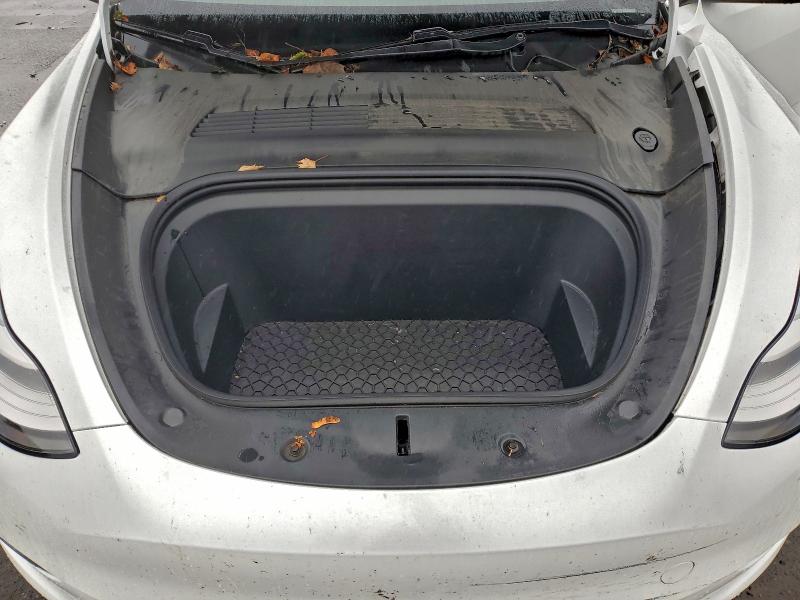Photo 11 from auction – 2021 TESLA MODEL Y with VIN 5YJYGDEE9MF072445
