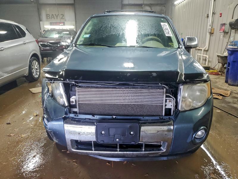 Photo 5 from auction – 2010 FORD ESCAPE LIM with VIN 1FMCU0EG4AKA53843