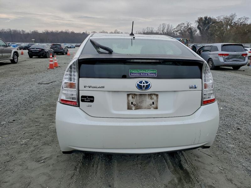 Zdjęcie 6 z aukcji – 2011 TOYOTA PRIUS z VIN JTDKN3DU8B5297713