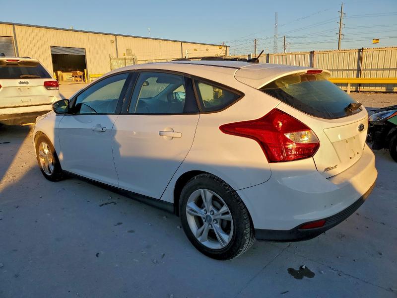 Zdjęcie 2 z aukcji – 2013 FORD FOCUS SE z VIN 1FADP3K29DL104753