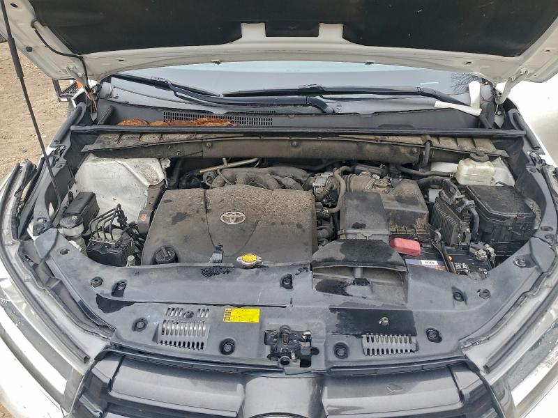 Photo 12 from auction – 2017 TOYOTA HIGHLANDER with VIN 5TDKZRFH2HS189808