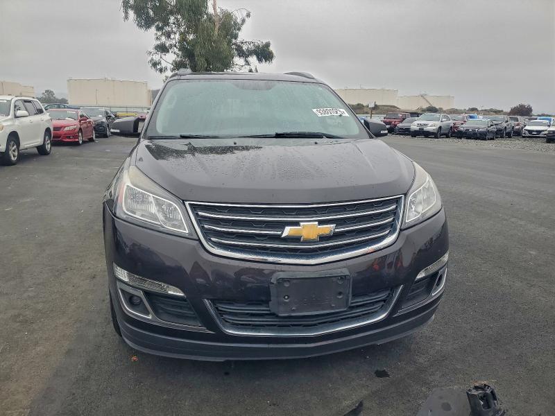 Photo 5 from auction – 2017 CHEVROLET TRAVERSE L with VIN 1GNKRGKD9HJ206518