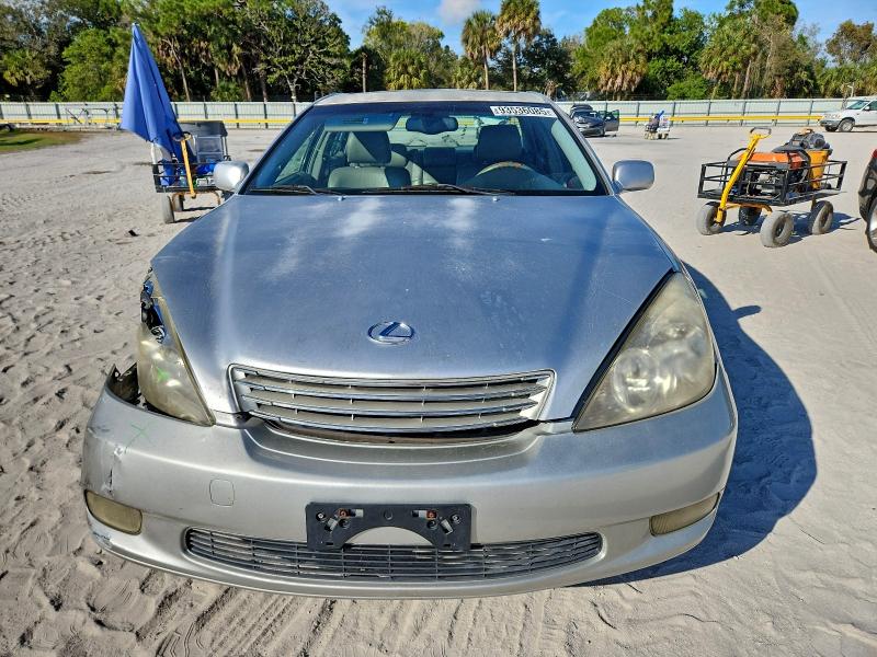 Photo 5 from auction – 2002 LEXUS ES 300 with VIN JTHBF30G420033011