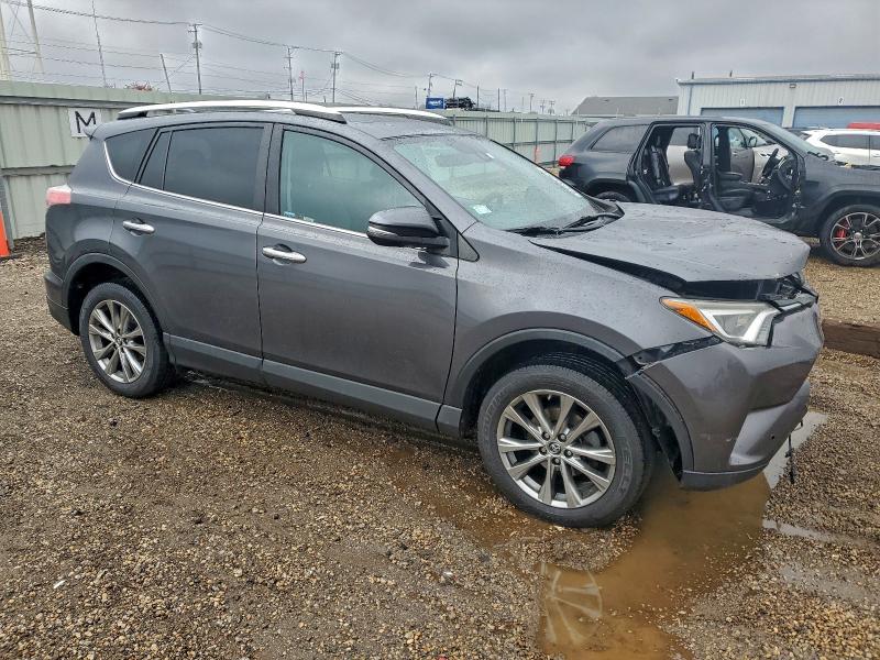 Photo 4 from auction – 2016 TOYOTA RAV4 LIMIT with VIN 2T3DFREV6GW460987