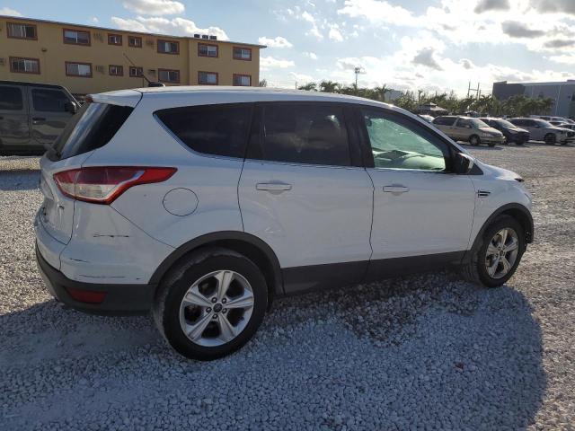 Photo 3 from auction – 2016 FORD ESCAPE SE with VIN 1FMCU0G77GUA60652