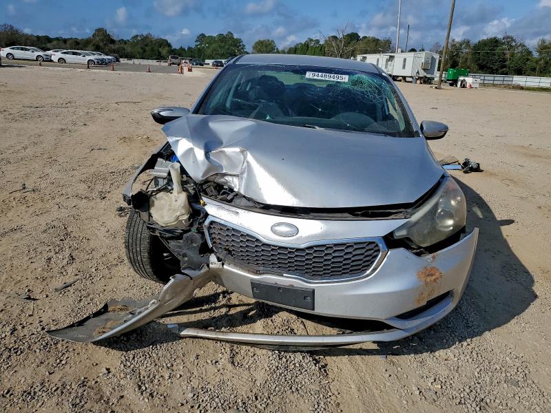 Photo 5 from auction – 2014 KIA FORTE LX with VIN KNAFX4A63E5125307