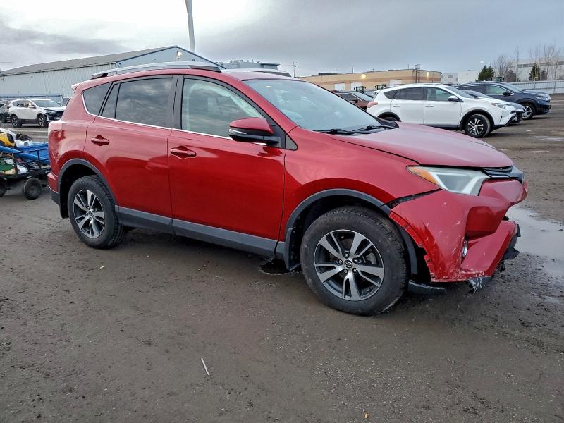 Zdjęcie 4 z aukcji – 2017 TOYOTA RAV4 XLE z VIN 2T3WFREV7HW385596