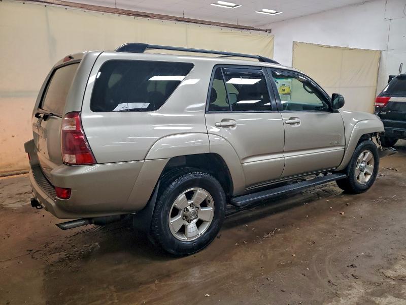 Photo 3 from auction – 2005 TOYOTA 4RUNNER SR with VIN JTEBU14R650068155