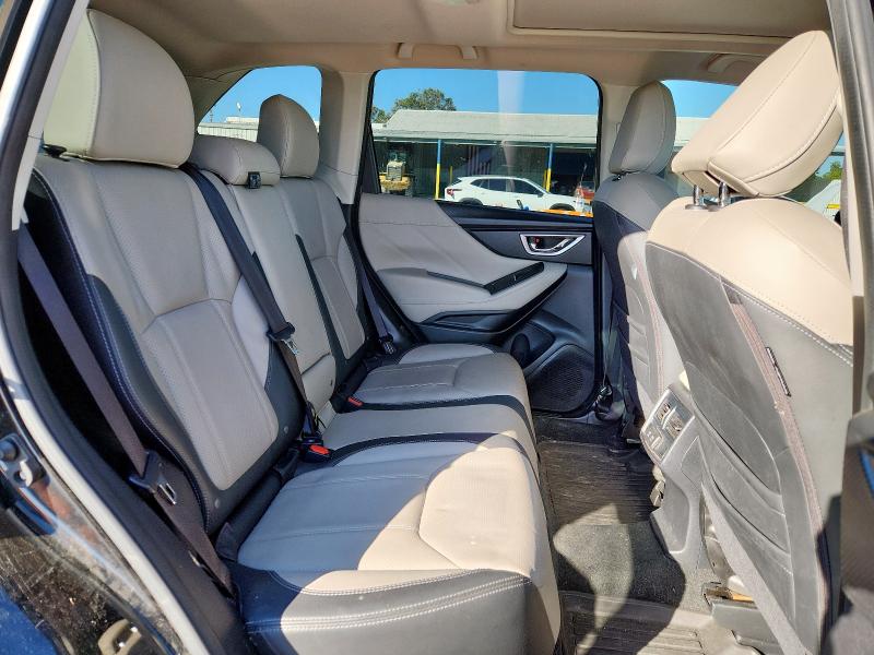 Photo 11 from auction – 2019 SUBARU FORESTER L with VIN JF2SKAUC0KH482181