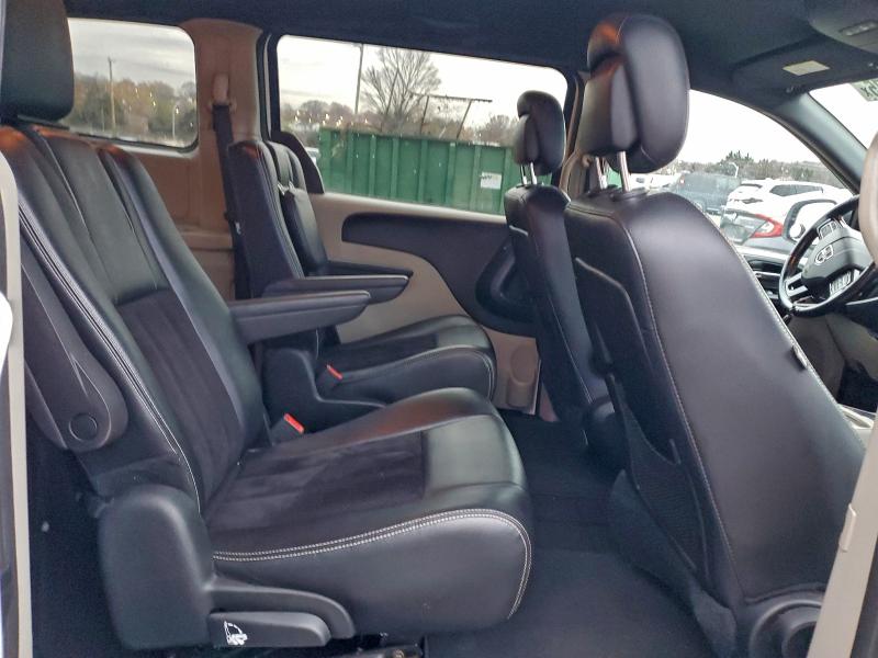Photo 11 from auction – 2018 DODGE GRAND CARA with VIN 2C4RDGCG7JR264031