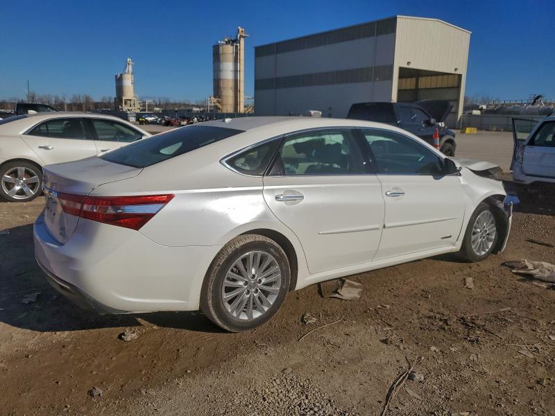 Photo 3 from auction – 2015 TOYOTA AVALON HYB with VIN 4T1BD1EB2FU042583