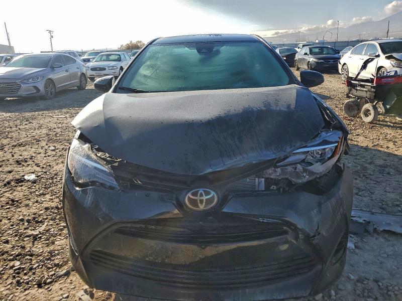 Photo 5 from auction – 2018 TOYOTA COROLLA with VIN 5YFBURHE2JP767535