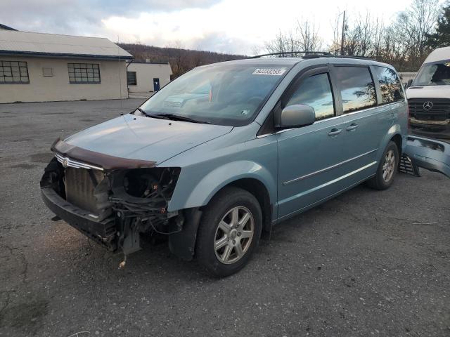 Photo 1 from auction – 2010 CHRYSLER TOWN & COU with VIN 2A4RR5DX5AR329764