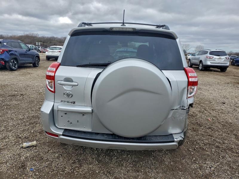 Photo 6 from auction – 2012 TOYOTA RAV4 with VIN 2T3BF4DV4CW187554