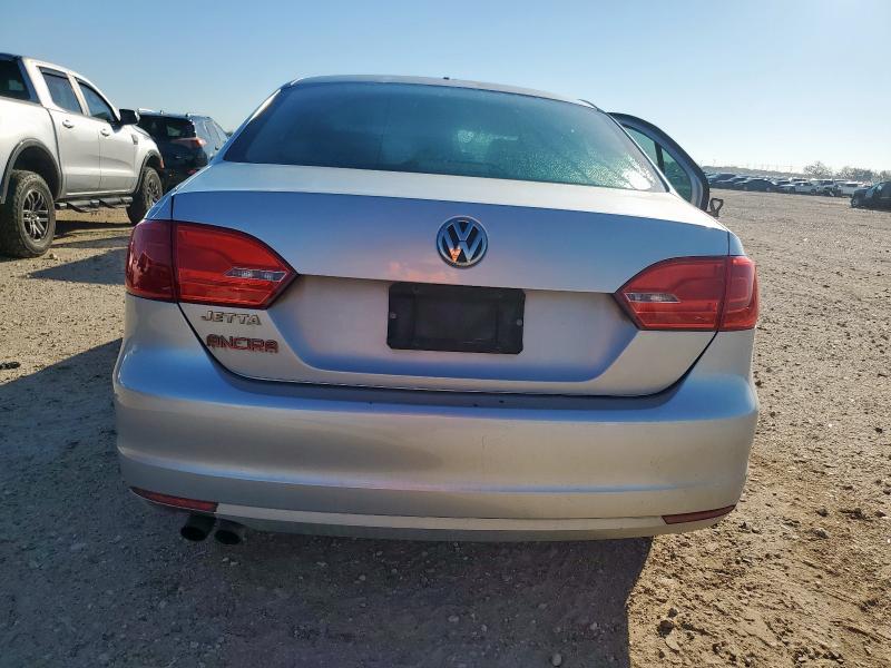 Photo 6 from auction – 2014 VOLKSWAGEN JETTA BASE with VIN 3VW1K7AJ8EM398722