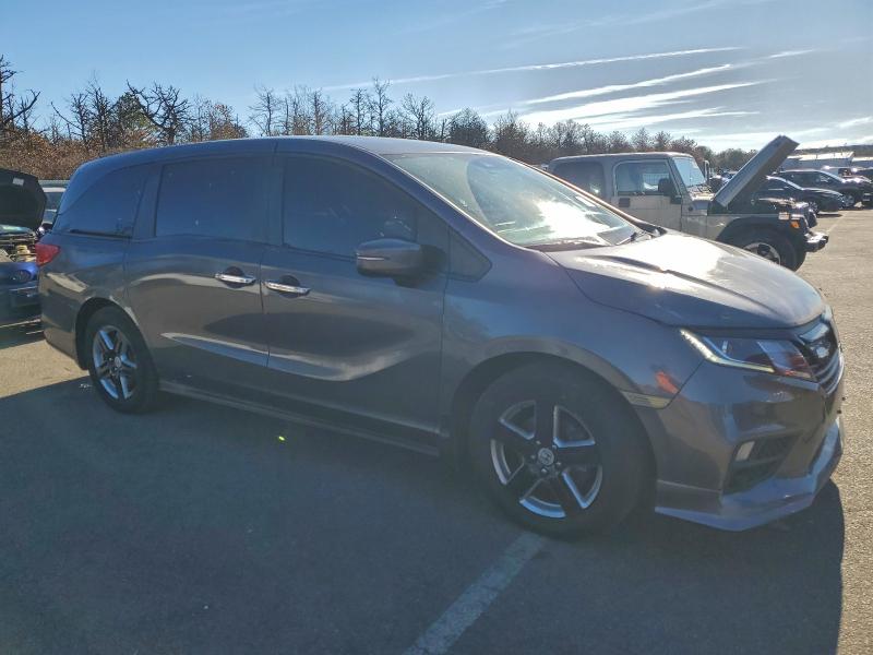 Photo 4 from auction – 2018 HONDA ODYSSEY EX with VIN 5FNRL6H76JB080183