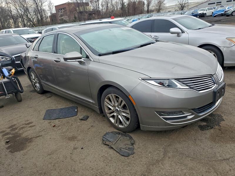Photo 4 from auction – 2015 LINCOLN MKZ with VIN 3LN6L2J92FR628334