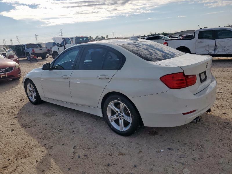 Photo 2 from auction – 2014 BMW 328 I with VIN WBA3A5C56EJ463371