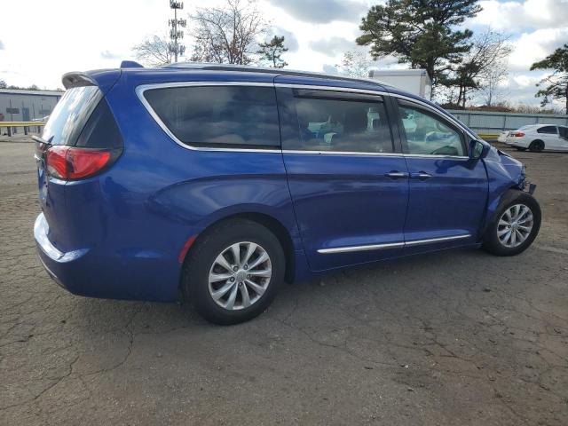 Photo 3 from auction – 2018 CHRYSLER PACIFICA T with VIN 2C4RC1BG6JR318095