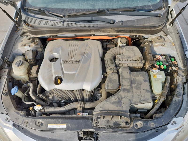 Photo 11 from auction – 2012 HYUNDAI SONATA HYB with VIN KMHEC4A49CA042490