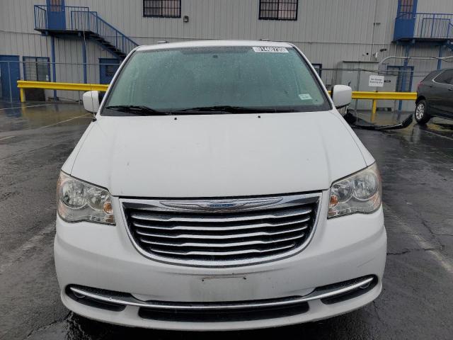 Photo 5 from auction – 2015 CHRYSLER TOWN & COU with VIN 2C4RC1BG2FR696390