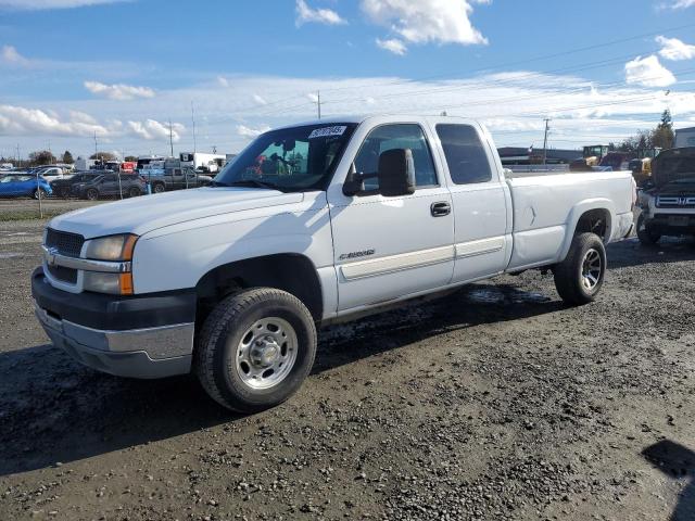 CHEVROLET SILVERADO 2004 with VIN 1GCHC29UX4E152856 - Photo from auction