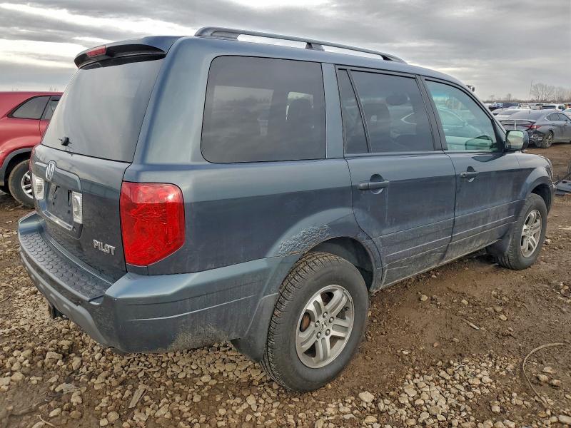 Photo 3 from auction – 2004 HONDA PILOT EXL with VIN 2HKYF18554H523353
