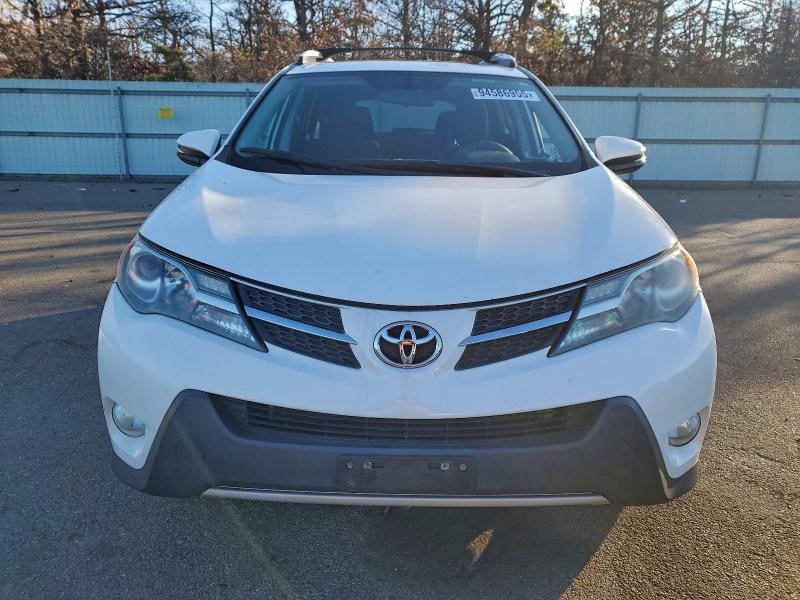 Photo 5 from auction – 2015 TOYOTA RAV4 XLE with VIN 2T3RFREV0FW369668