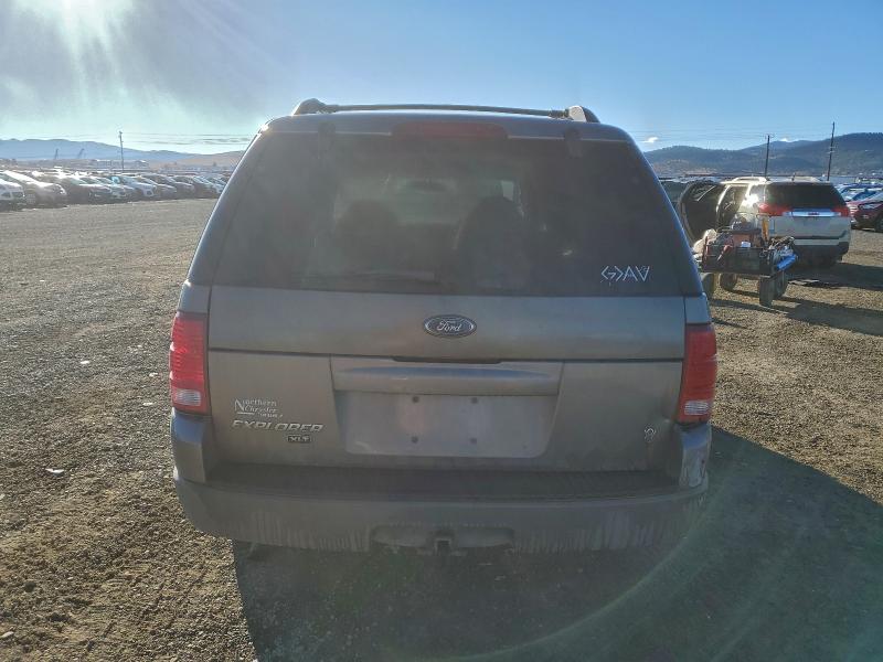Photo 6 from auction – 2002 FORD EXPLORER X with VIN 1FMZU73W02UB27858