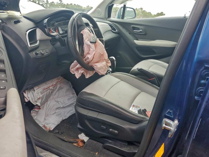Photo 7 from auction – 2020 CHEVROLET TRAX with VIN 3GNCJRSB3LL128843