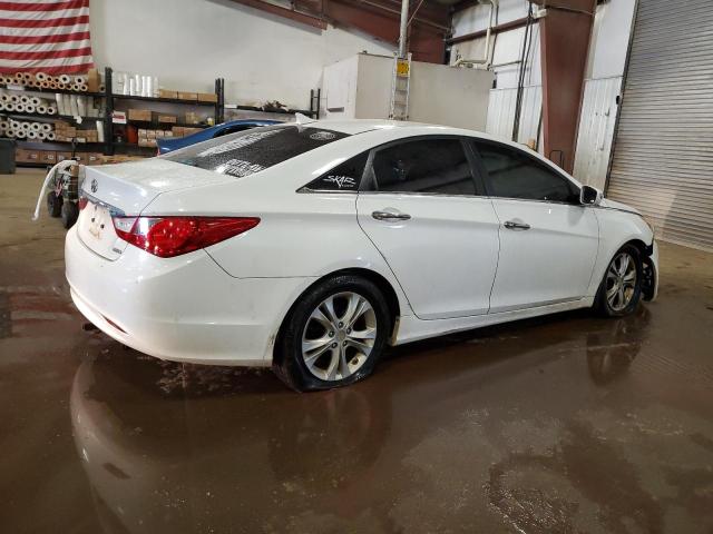 Photo 3 from auction – 2011 HYUNDAI SONATA SE with VIN 5NPEC4AC4BH143116